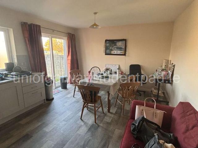 Room to rent in Gaillimh, Connacht