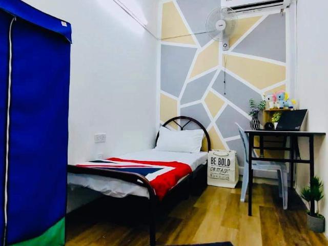 Room for rent in Petaling, Damansara Damai