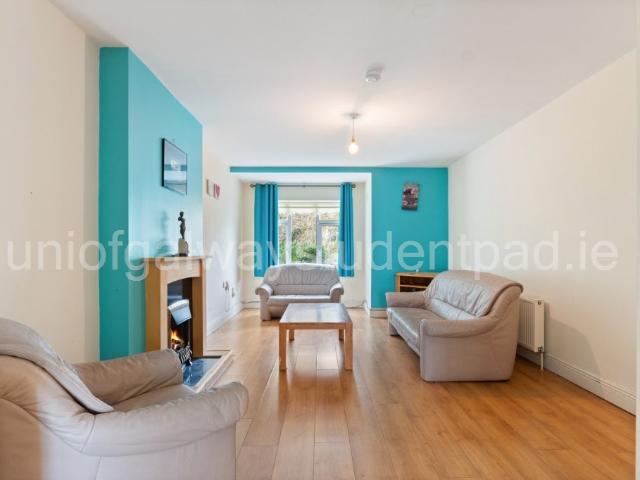 Room to rent in Gaillimh, Connacht