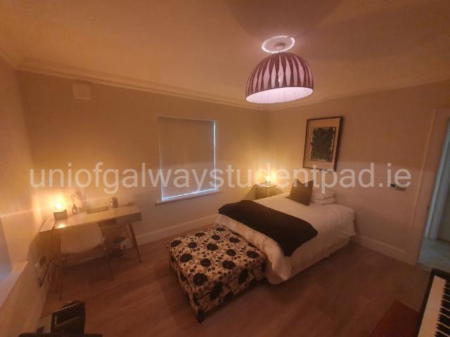 Room to rent in Gaillimh, Connacht