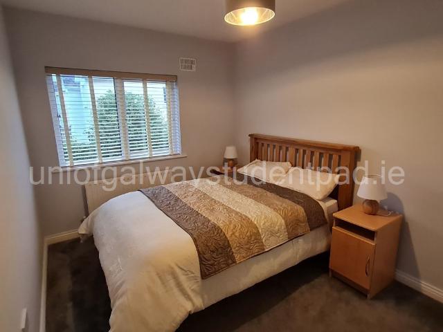 Room to rent in Gaillimh, Connacht