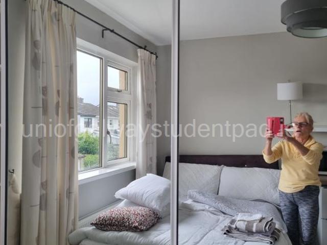Room to rent in Gaillimh, Connacht