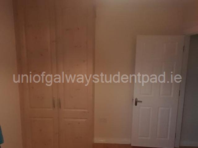 Room to rent in Loughrea, Galway