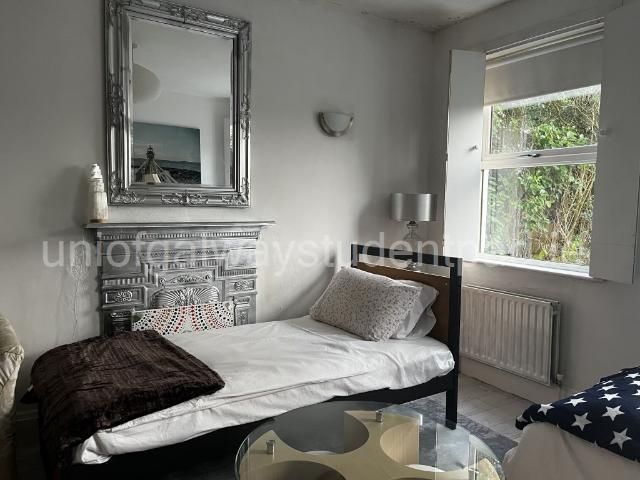 Room to rent in Salthill, Gaillimh