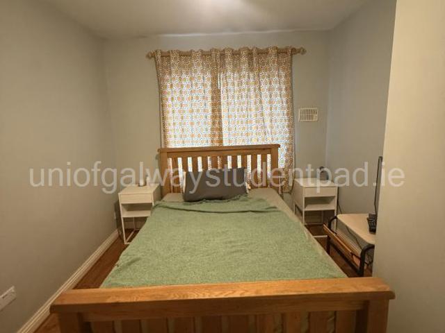 Room to rent in Gaillimh, Connacht