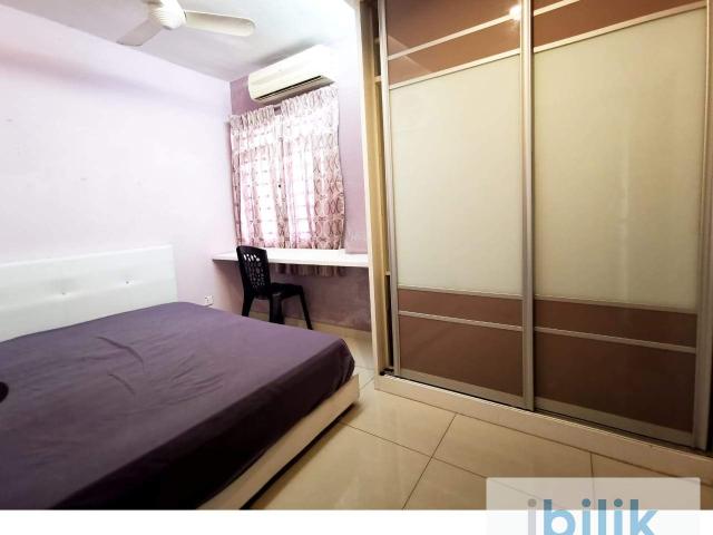 Room for rent in Petaling, Damansara Damai