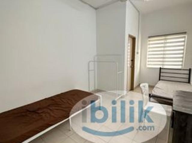 Room for rent in Seksyen U13, Shah Alam