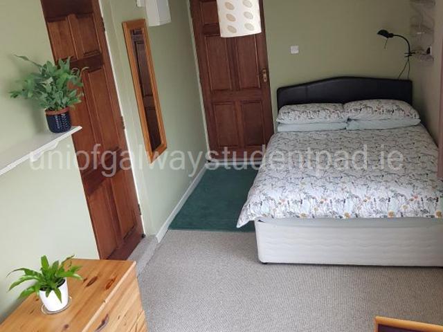 Room to rent in Gaillimh, Connacht