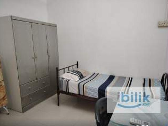 Room for rent in Malaka