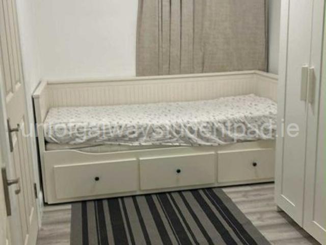 Room to rent in Gaillimh, Connacht