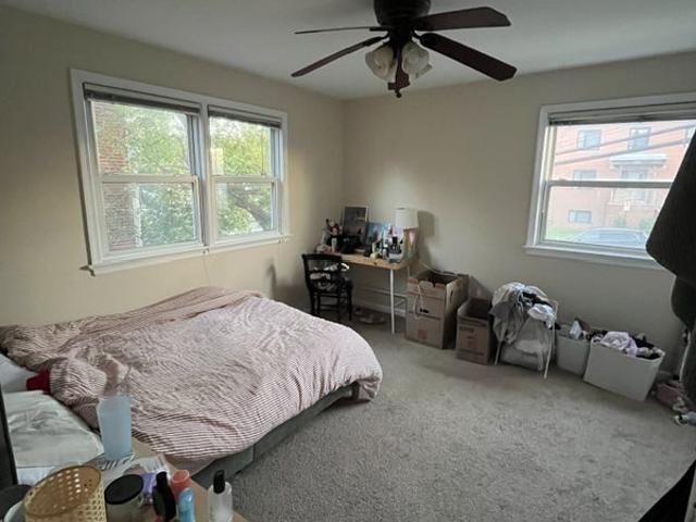 Room for rent in Lyon Park, Arlington