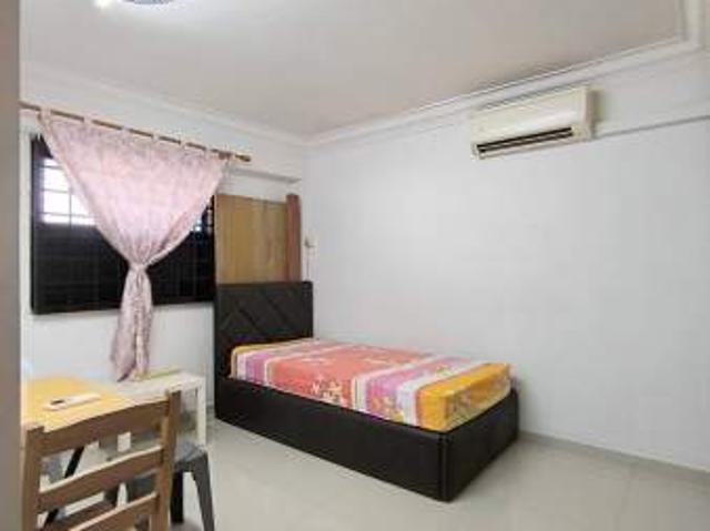 Room for rent in Novena