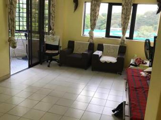 Room for rent in Siglap, 16 Upper East Coast