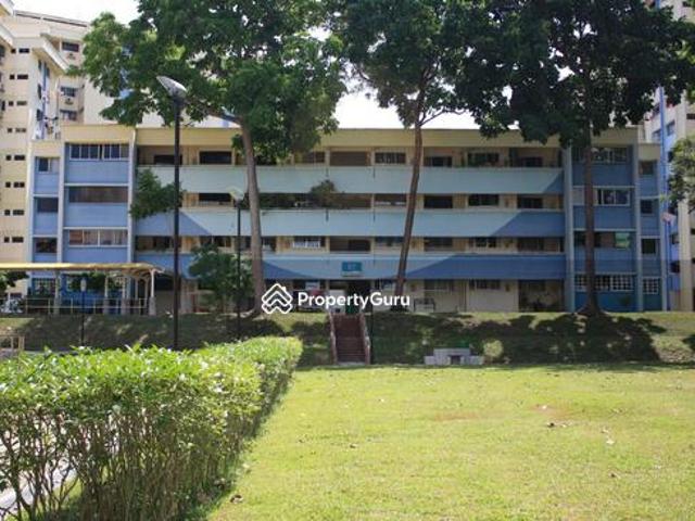 Room for rent in Siglap, 16 Upper East Coast