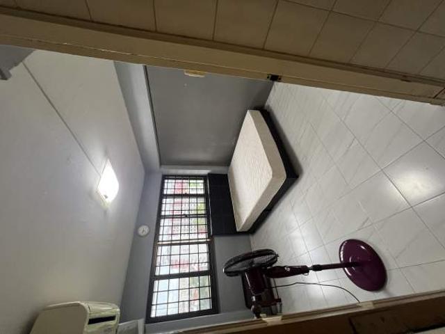 Room for rent in Chai Chee