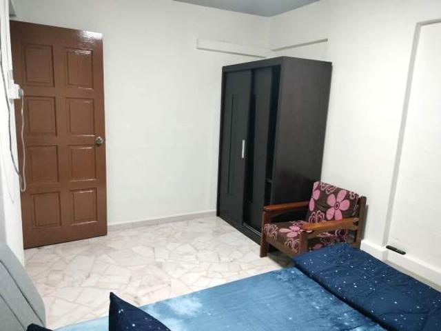 Room for rent in 16 Upper East Coast