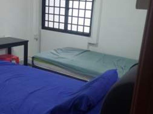 Room for rent in Siglap, 16 Upper East Coast
