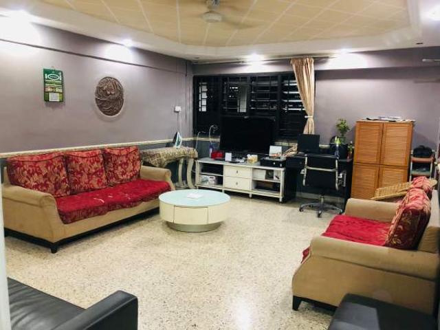 Room for rent in 19 North East, Hougang