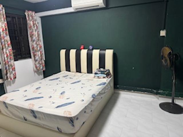 Room for rent in Bukit Batok, 05 South West