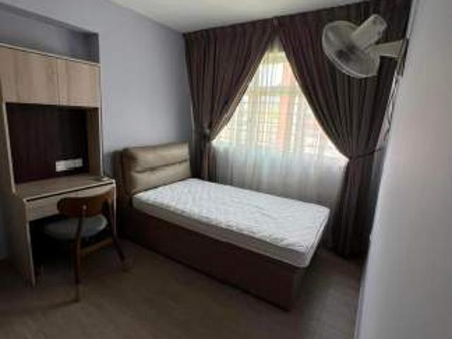Room for rent in Bukit Batok, 05 South West