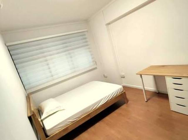 Room for rent in Tiong Bahru
