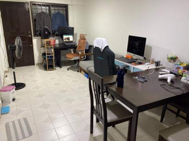 Room for rent in Telok Blangah