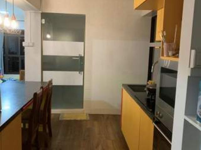 Room for rent in Alexandra Road