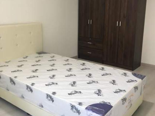 Room for rent in Alexandra Road