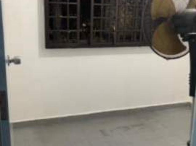 Room for rent in Telok Blangah