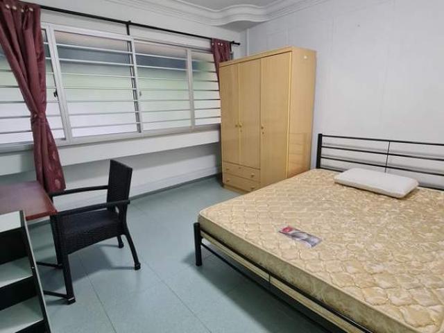 Room for rent in Telok Blangah