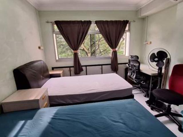 Room for rent in Telok Blangah