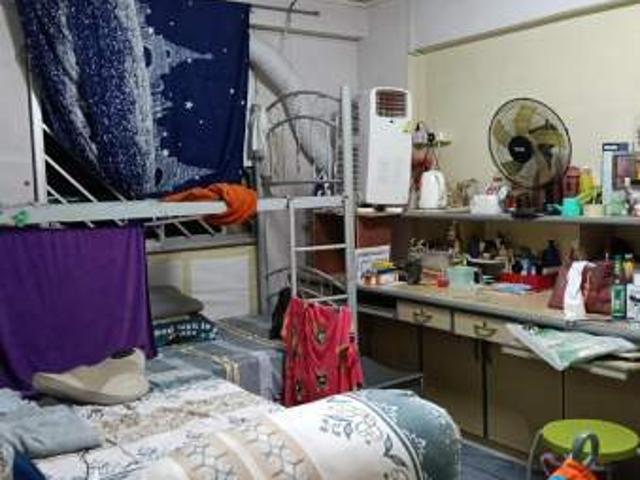 Room for rent in Alexandra Road