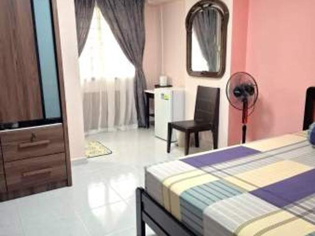 Room for rent in Tiong Bahru