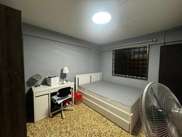 Room for rent in Telok Blangah