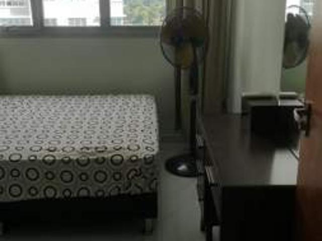 Room for rent in Alexandra Road