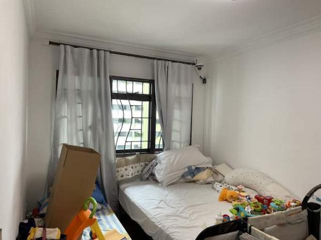 Room for rent in Telok Blangah