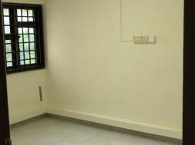 Room for rent in Telok Blangah