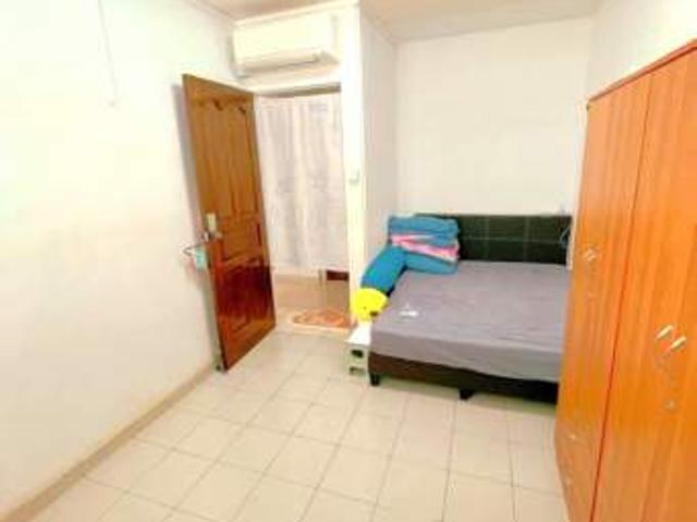 Room for rent in Bukit Panjang, 23 North West