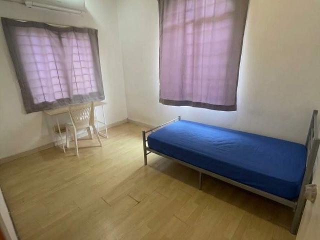 Room for rent in Seksyen 32, Shah Alam