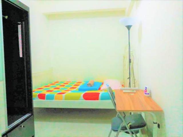 Room for rent in Chinatown