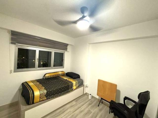 Room for rent in Choa Chu Kang, 05 South West