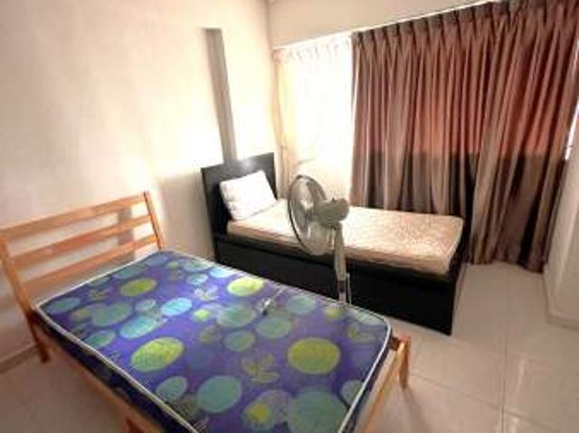 Room for rent in Choa Chu Kang, 05 South West