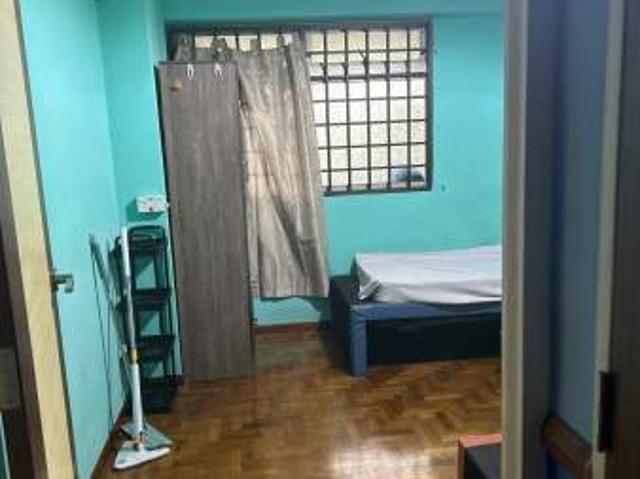 Room for rent in Choa Chu Kang, 23 North West