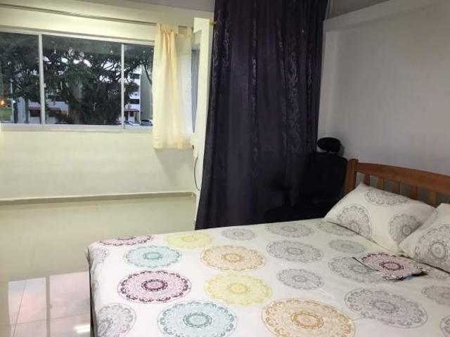 Room for rent in Ulu Pandan