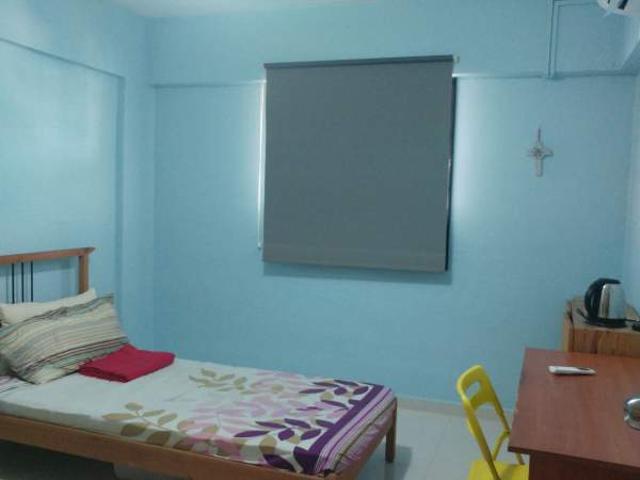 Room for rent in Clementi, 21 Central West