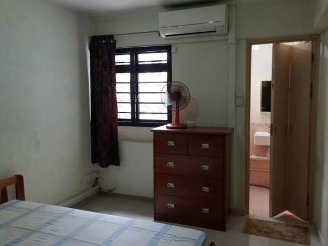 Room for rent in Clementi, 21 Central West