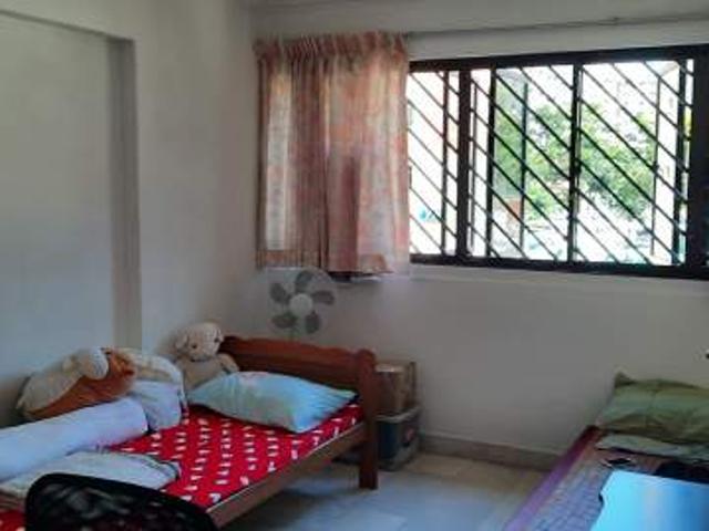 Room for rent in Clementi, 21 Central West