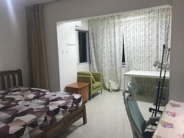 Room for rent in Ulu Pandan