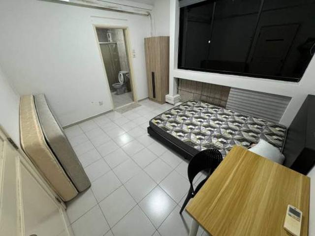 Room for rent in Rochor, 07 City, Beach Road