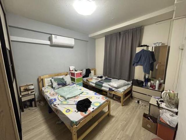 Room for rent in Geylang